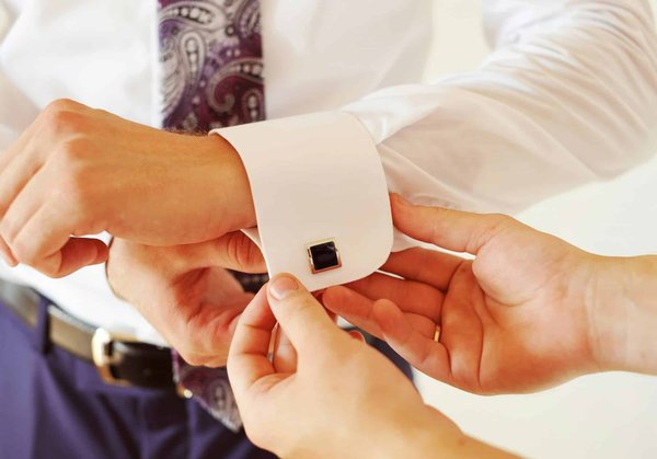 L’évolution du style masculin : l’intégration des bijoux dans la garde-robe de l’homme moderne